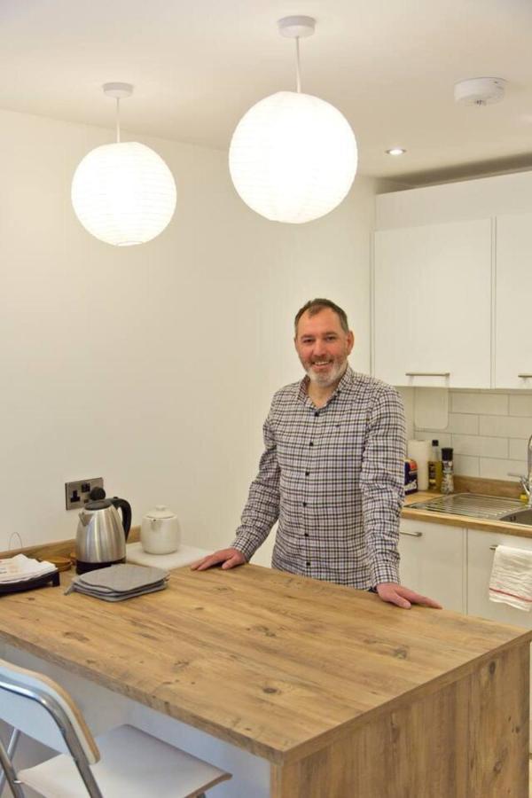 Remarkable 2-Bed Apartment In Culross Exterior photo